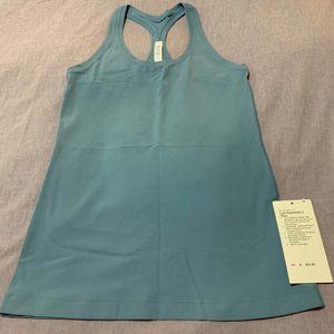 Lululemon Cool Racerback II Nulu - Size 8